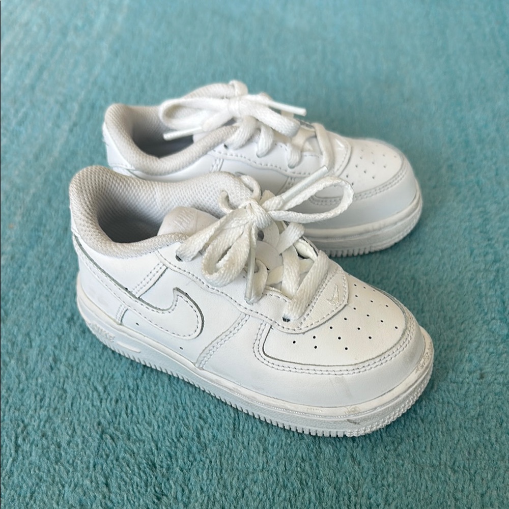 Nike toddler 7C
